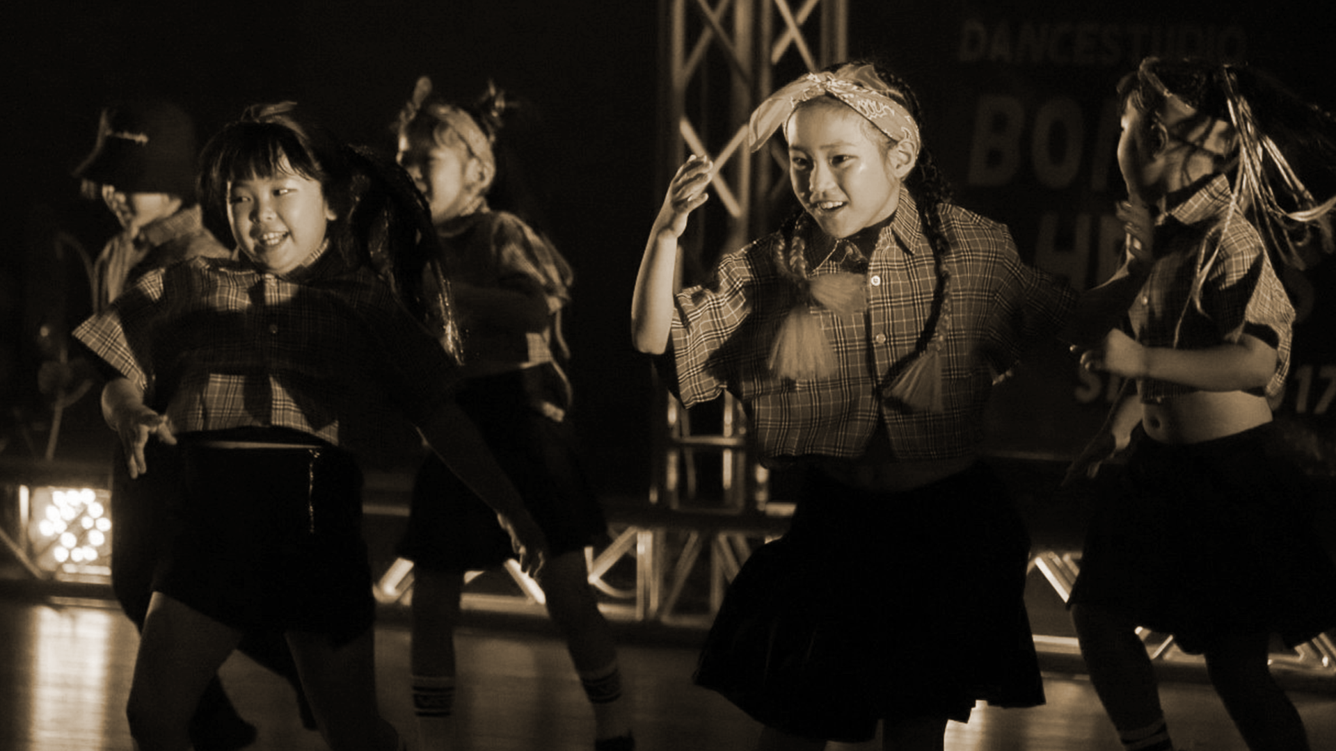 BOMBAHEADs Street Dance Live vol.3-DANCE STUDIO BOMBAHEADs